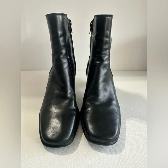 Antonio Melani Heels Black Leather Booties 3” Heel Y2K Chunky Square Toe - Picture 6 of 12